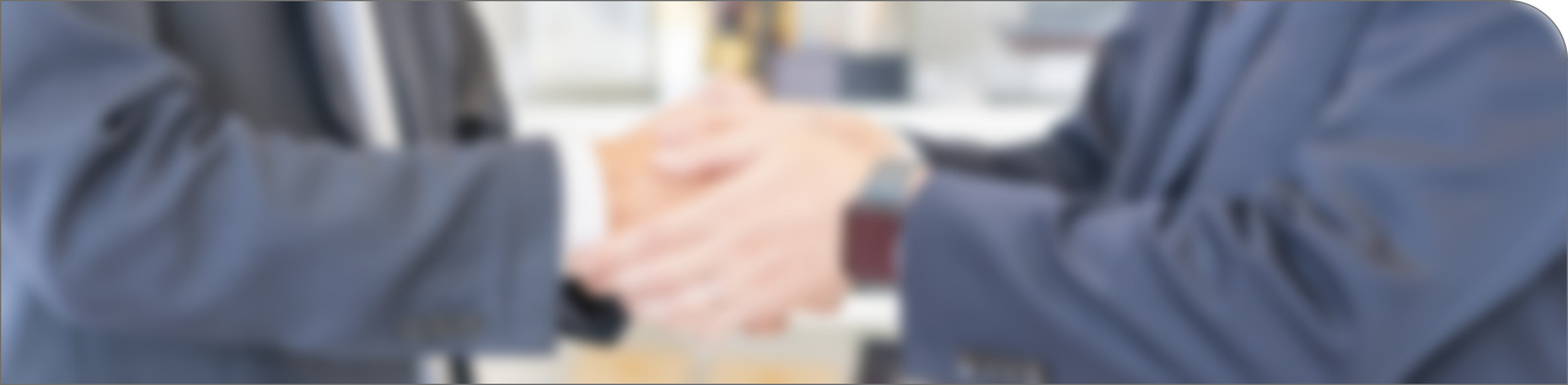 2名の男性ビジネスマンの握手